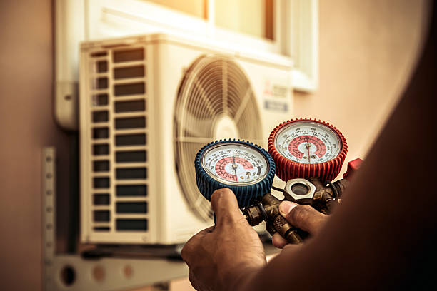 Professional Ductwork Repair technician working in Akron, CO